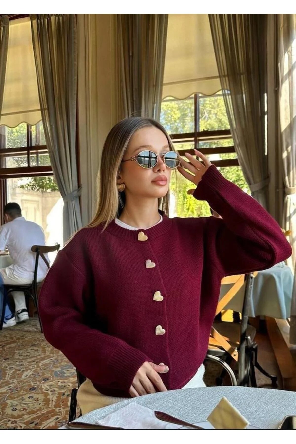 Kalp Düğme Detaylı Bordo Triko Hırka - 1