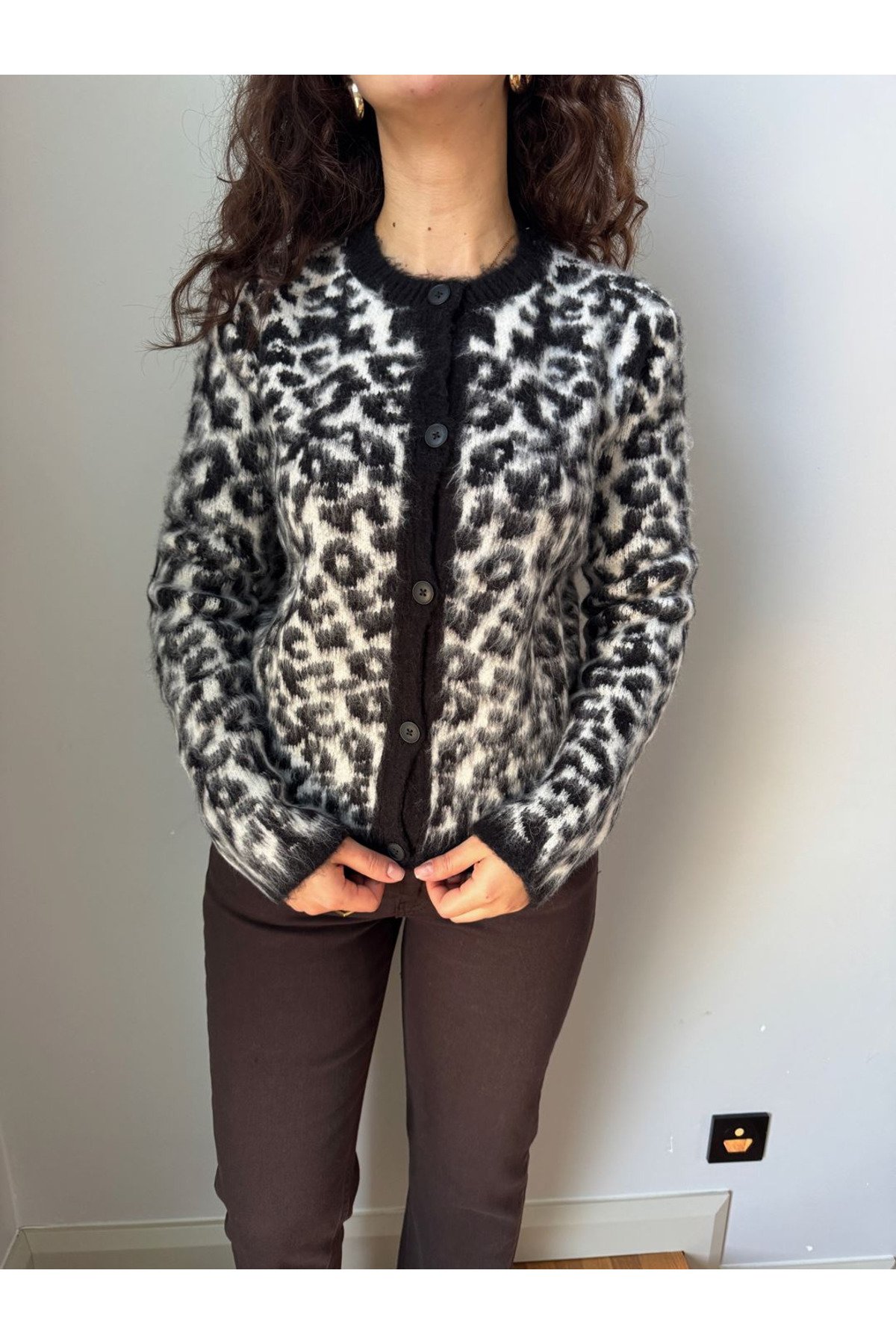 Kadın Bisiklet Yaka Leopar Desenli Yünlü Desenli Hırka - 2